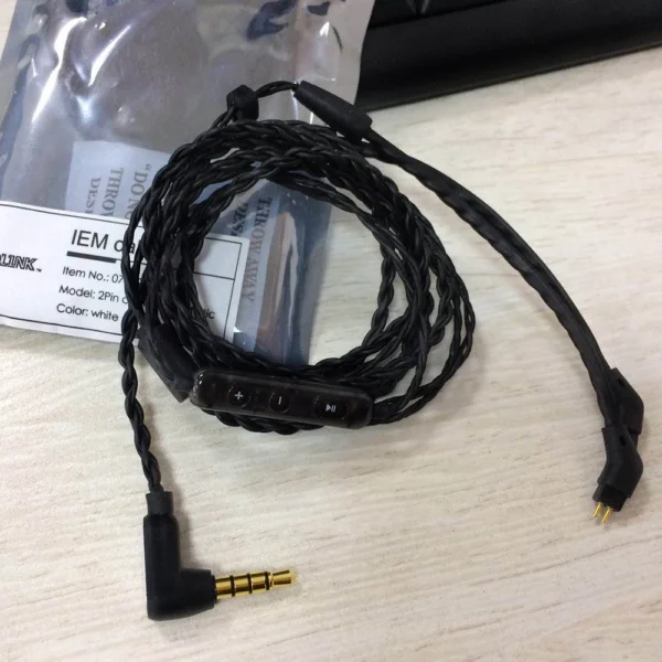 2 Pin Earphone Cable for Musician In-ear Monitor Braided Cable Wire 0.78 mm Prong Connector with Microphone - Image 3